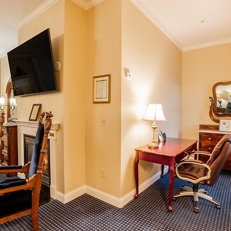 Best Western White House Inn Bangor Exterior photo